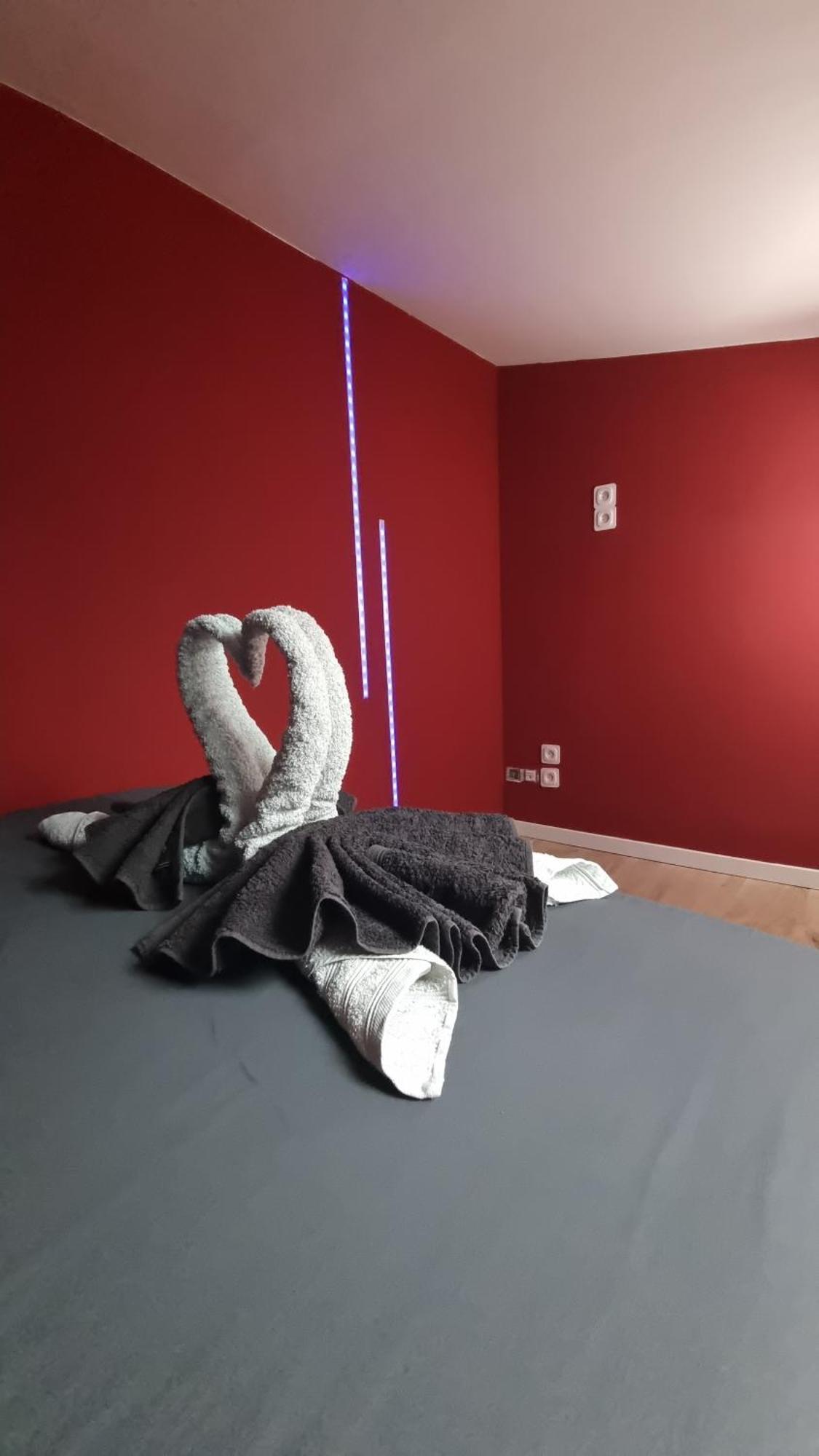 Appartement Romantique Climatise Belorizon - 30 Min De La Mer Pignans Екстер'єр фото